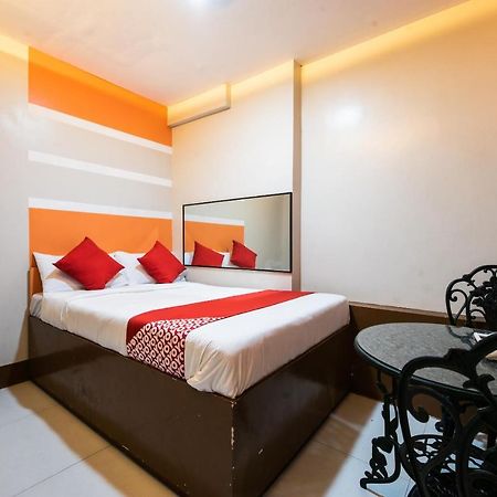 Oyo 475 Pearl Blossom Hotel Manila Dış mekan fotoğraf