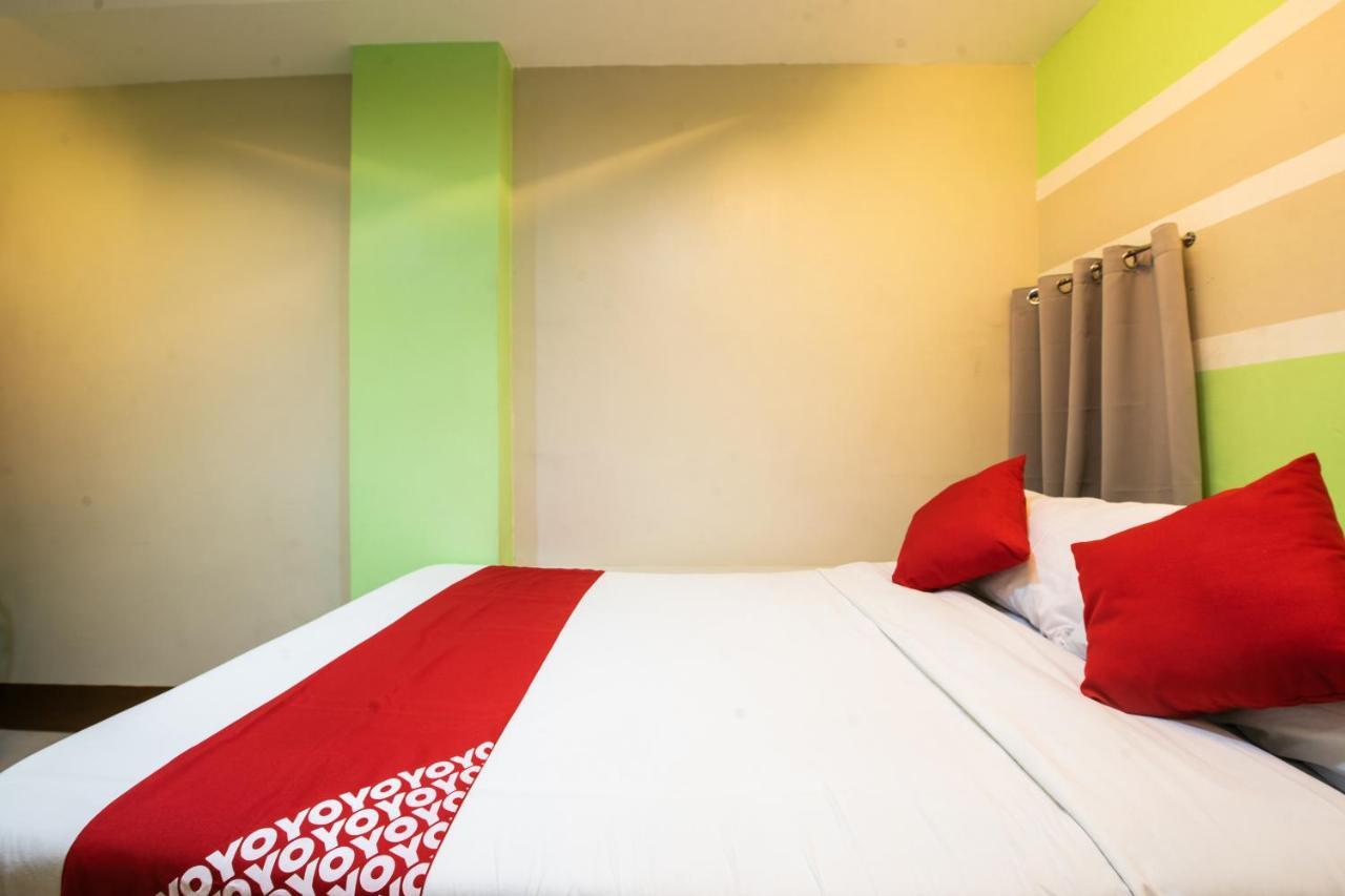 Oyo 475 Pearl Blossom Hotel Manila Dış mekan fotoğraf